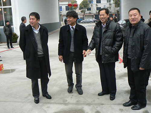<strong>2013.2.17 張家港現代農業示范園區領導調研我公司</strong>